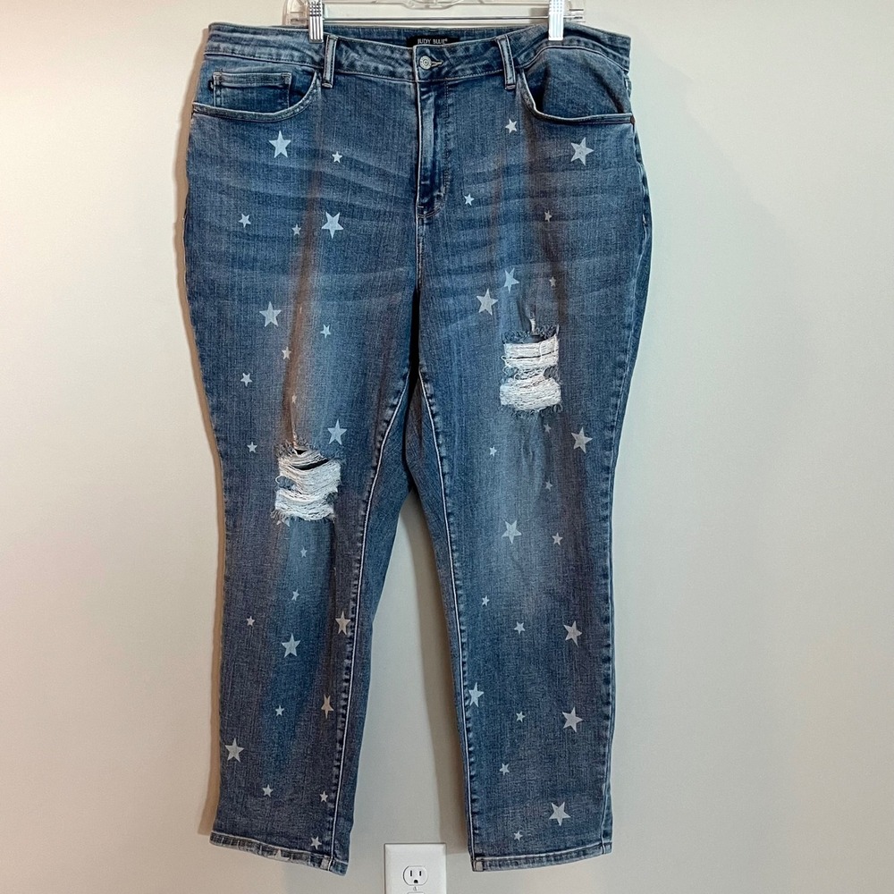 Judy Blue Star Print Distressed Boyfriend Fit Jeans Blue Denim Plus Size 22W